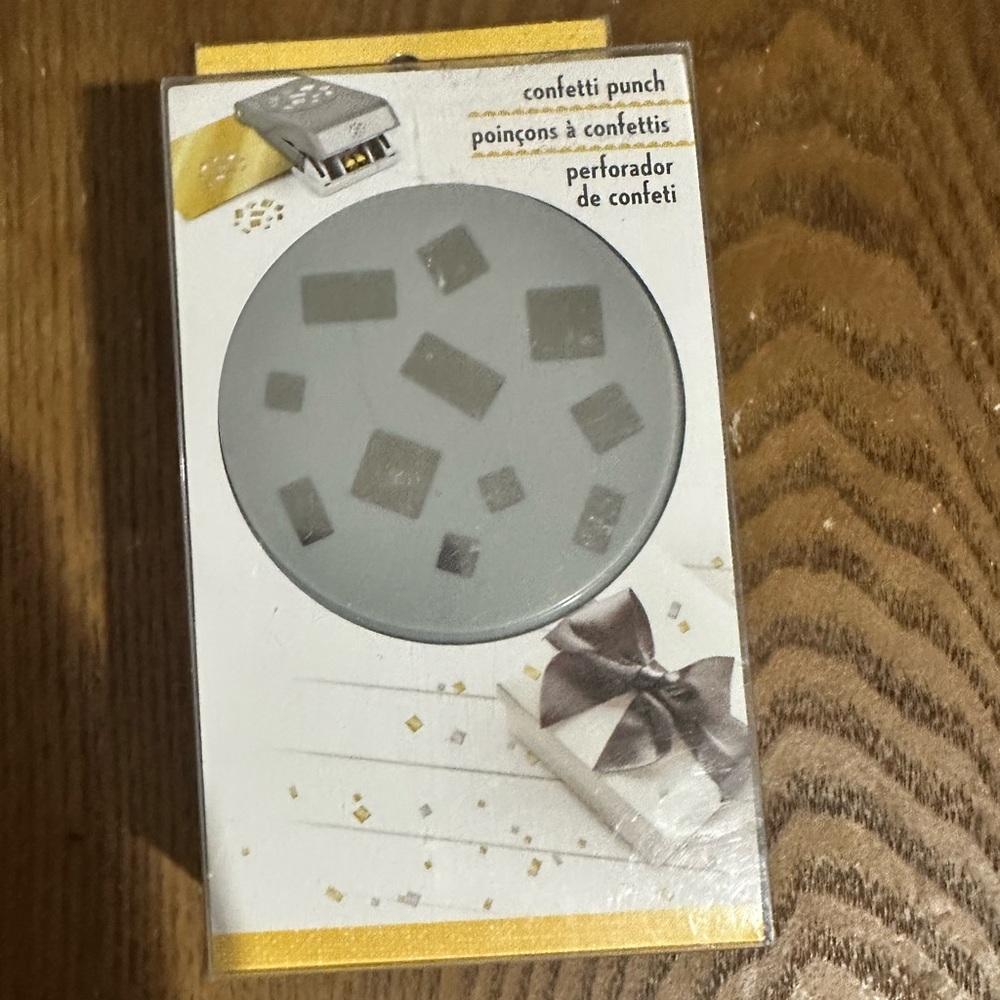 CONFETTI PAPER PUNCH!